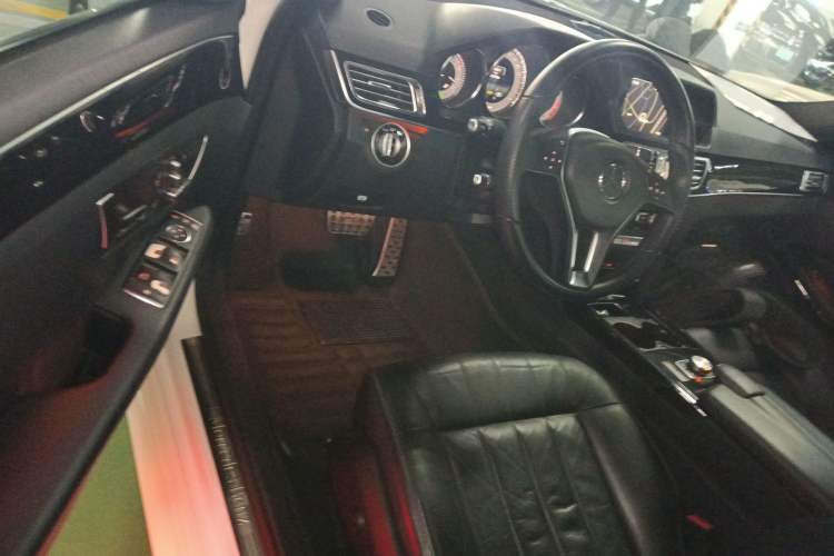 Used Mercedes-Benz E-Class 2015 E 260 L Sport Luxury Model
