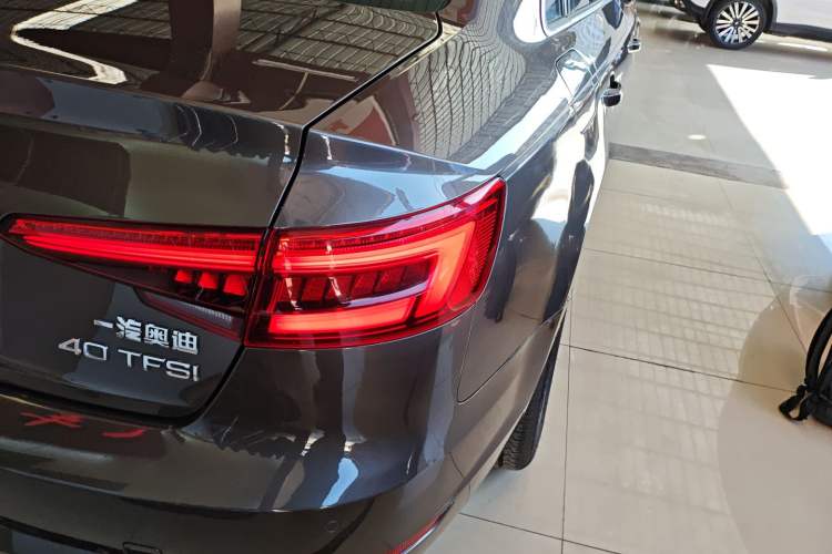 Used Audi A4L 2017 Plus 40 TFSI Ambition Model
