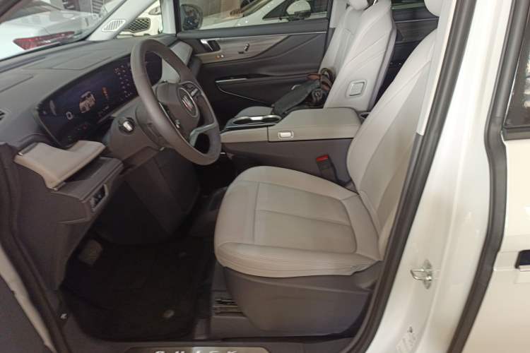 Used Buick GL8 2025 Lu Zun Deluxe Edition
