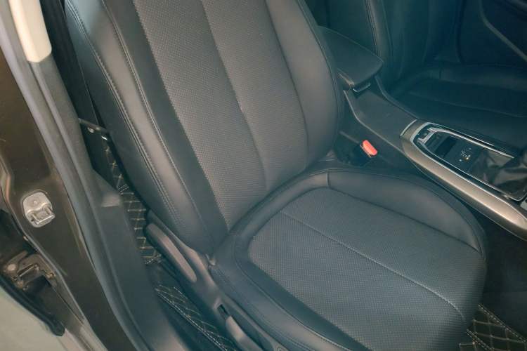 Used Peugeot 408 2016 1.6T Automatic Luxury Edition
