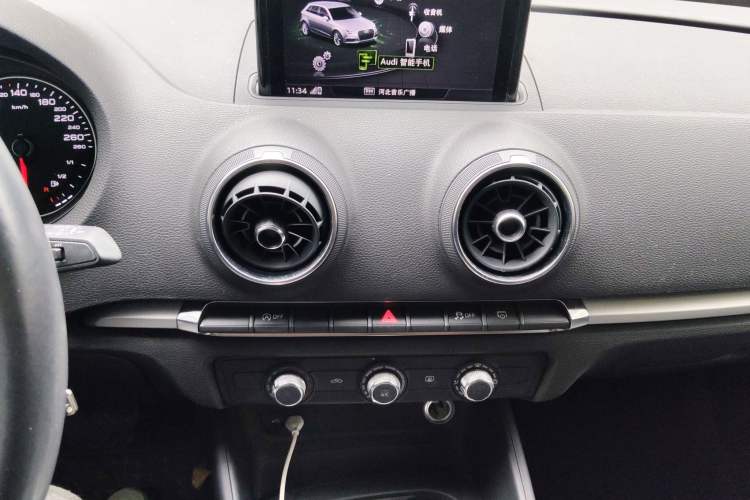 Used Audi A3 2018 30th Anniversary Edition Sportback 35 TFSI Ambition Model
