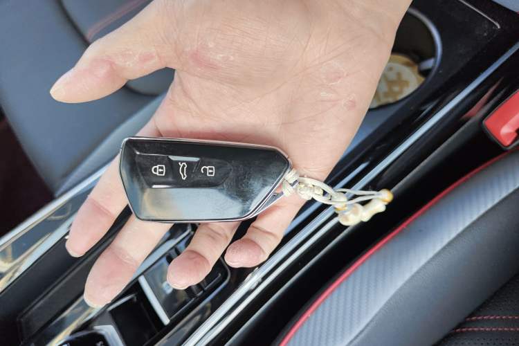 Used Volkswagen Lamando 2024 Lavida L 280TSI DSG Cool & Spicy Edition