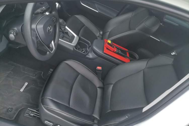 Used Toyota RAV4 2020 2.0L CVT Two-Wheel Drive Fashion Edition
