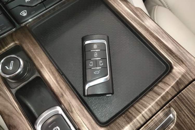 Used GAC Trumpchi M8 2018 320T Luxury Edition