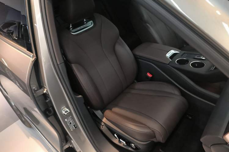 Used Wey Mocha New Energy 2024 Hi4 Four-Wheel Drive Long-Range Version
