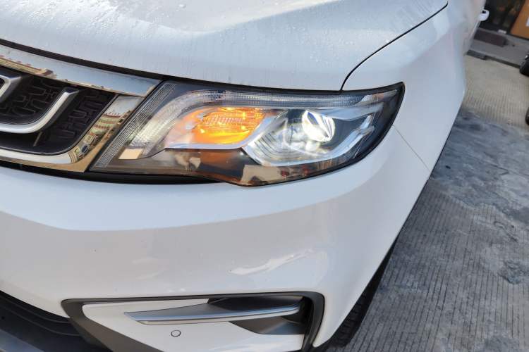 Used Geely Auto Emgrand X7 Sport 2020 1.8TD DCT Two-Wheel Drive Smart Connect 4G-Enabled Version