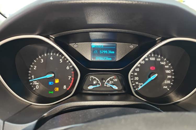 Used Ford Focus 2018 Hatchback Classic 1.6L Automatic Comfort Plus SmartDrive Edition
