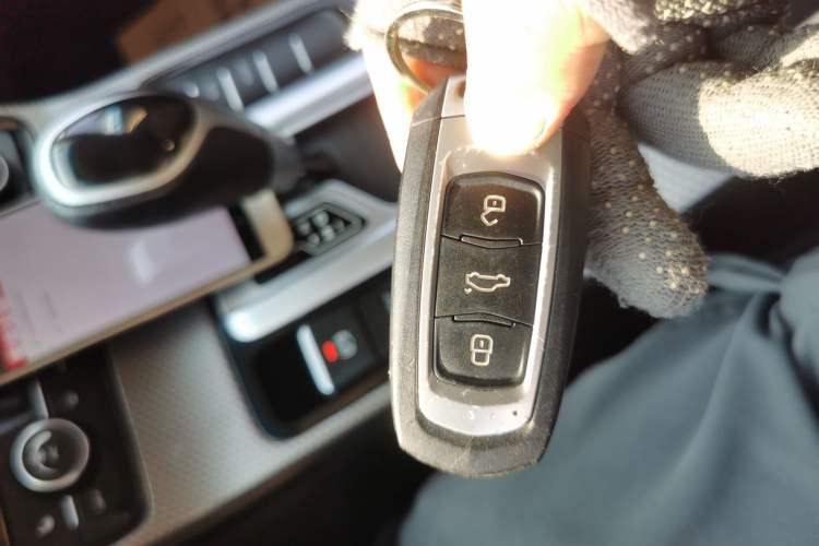 Used Geely Auto Emgrand GS 2016 Elegant Edition 1.3T Automatic ZhenShang Model
