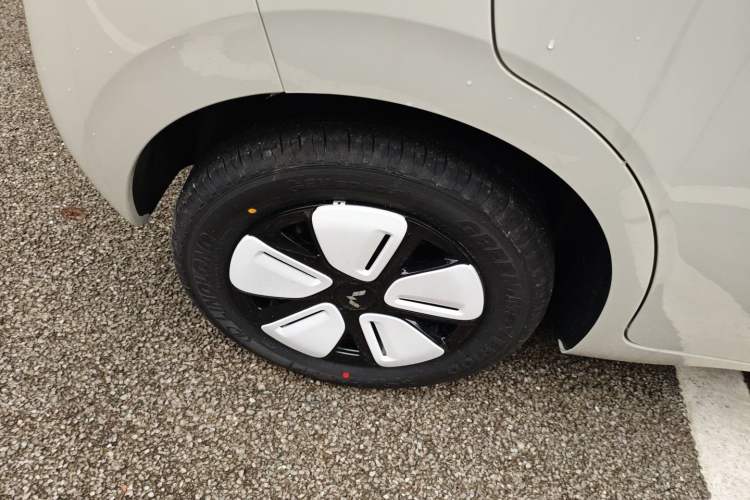 Used Wuling Hongguang MINIEV 2025 Four-Door Version Advanced Edition