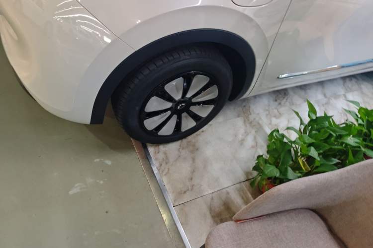 Used Wuling Bingo 2024 333 km Enjoyment Version
