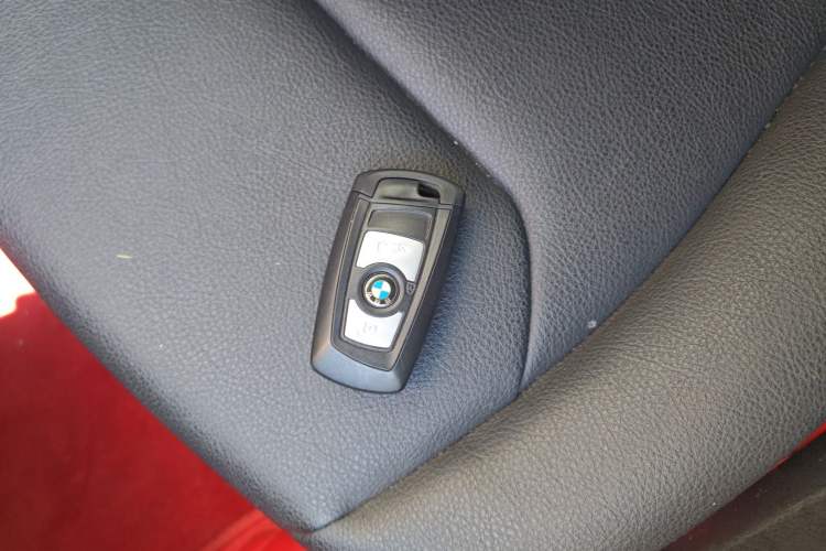 Used BMW 2 Series 2015 220i Convertible Coupe Leading Model
