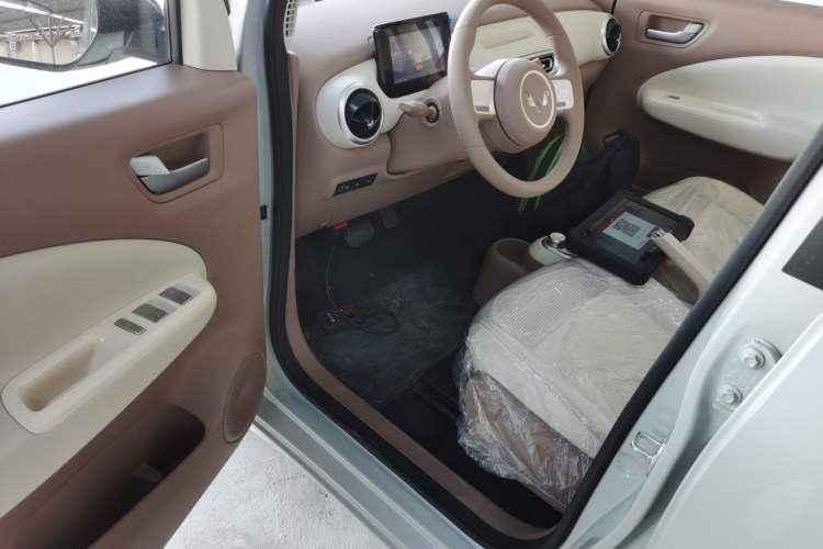 Used Wuling Hongguang MINIEV 2025 Four-Door Version Advanced Edition
