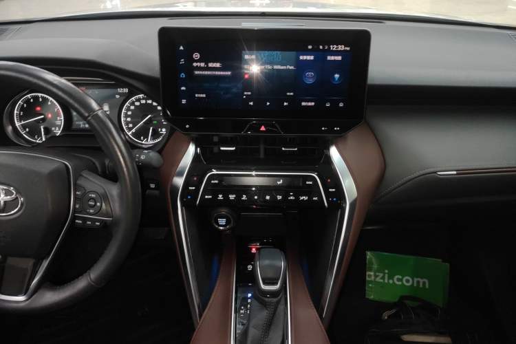 Used Toyota Harrier 2023 2.0L CVT Two-Wheel Drive Deluxe Edition