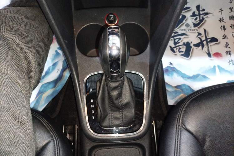 Used Volkswagen Polo 2016 1.6L Automatic Comfort Model
