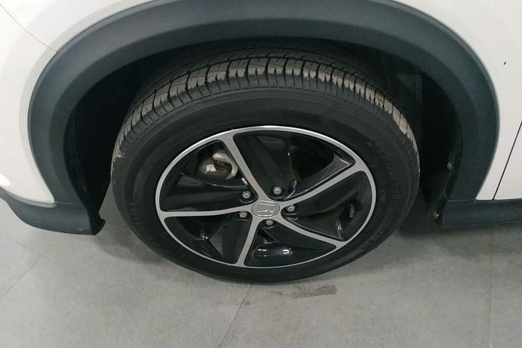 Used Honda Vezel 2020 1.5L CVT Pioneer Edition