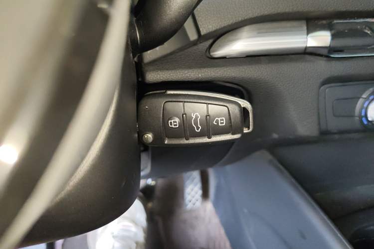 Used Audi A3 2016 Limousine 35 TFSI Prestige Edition