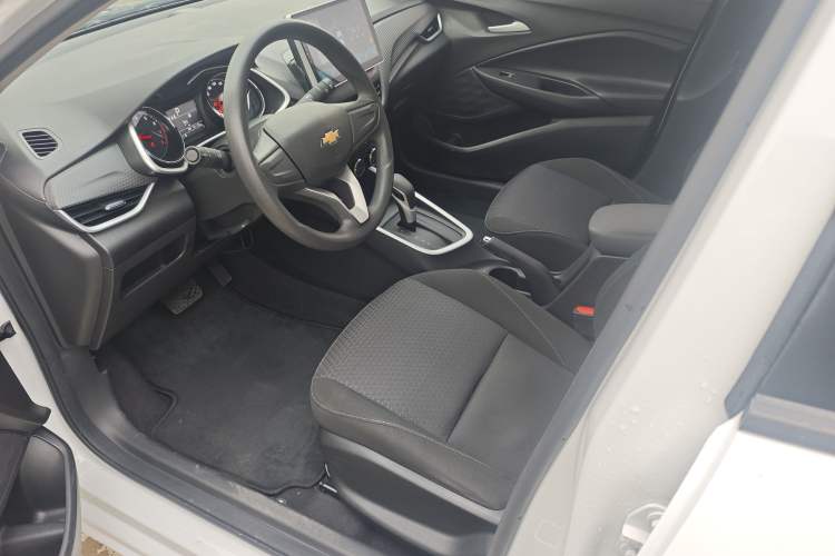 Used Chevrolet Cavalier 2020 325T Automatic Enjoyment Edition
