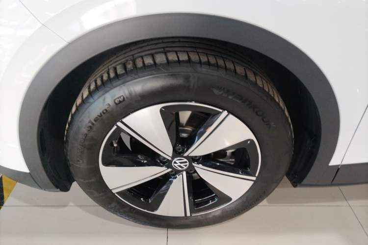 Used Volkswagen ID.4 X 2025 Smart Edition Outstanding Model