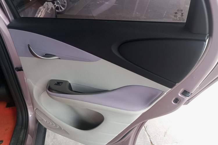 Used BYD Dolphin 2023 420 km Fashion Edition
