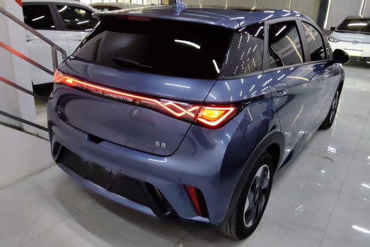 Used BYD Dolphin 2025 420km Fashion Edition
