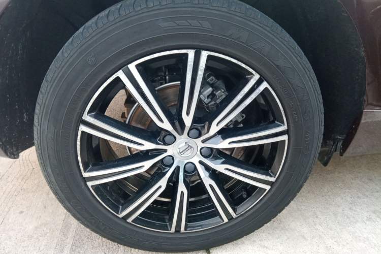 Used Volvo XC60 2021 T5 4x4 Smart Luxury Edition