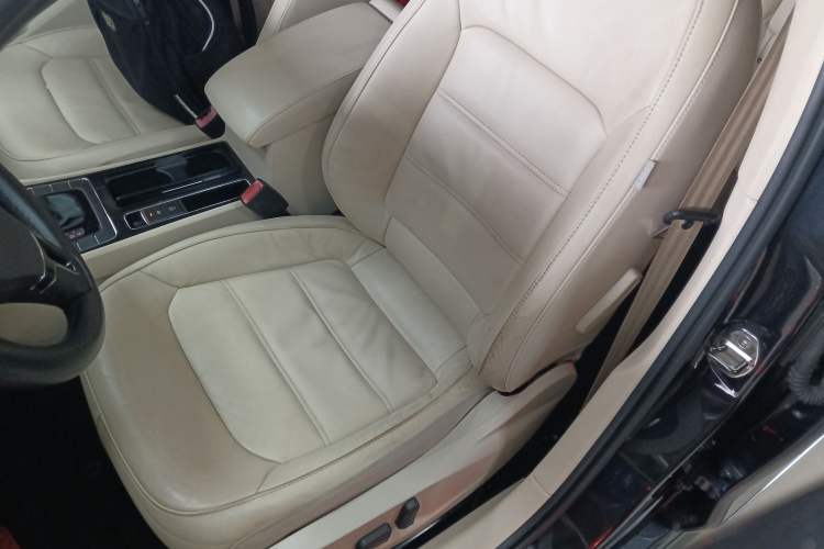 Used Volkswagen Passat 2013 1.8TSI DSG Government Procurement Edition
