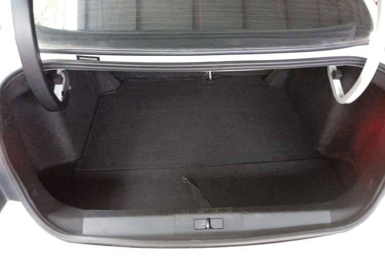 Used Peugeot 408 2014 1.8L Automatic Luxury Edition
