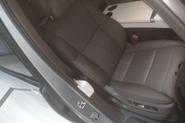 Used Li Auto MEGA 2024 Ultra Model
