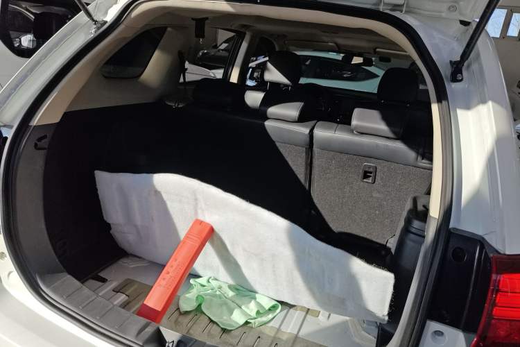 Used Mitsubishi Outlander 2019 2.0L Two-Wheel Drive Comfort Edition 5 Seats China VI Standard
