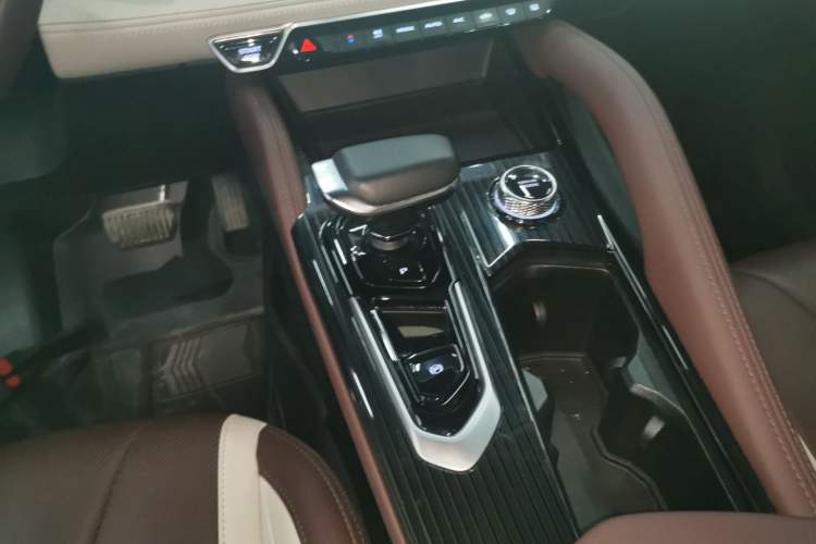 Used Geely Auto Monjaro L 2021 2.0TD DCT EVO Two-Wheel Drive Prestige Version