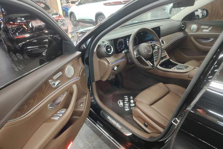 Used Mercedes-Benz E-Class 2022 Updated E 300 L Luxury Edition