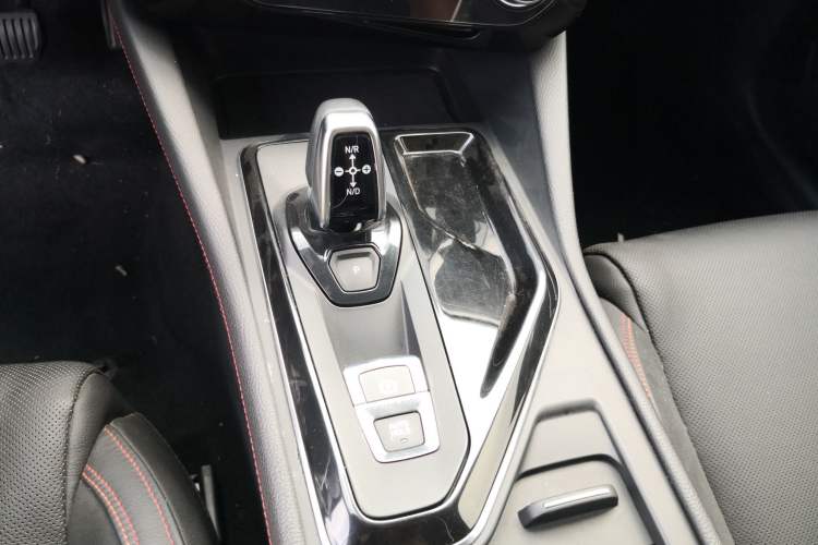 Used Lynk & Co 02 2018 1.5T DCT Two-Wheel Drive Sporty Version China V Standard
