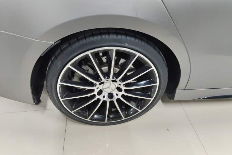 Used Mercedes-Benz A-AMG 2020 AMG A 35 L 4MATIC
