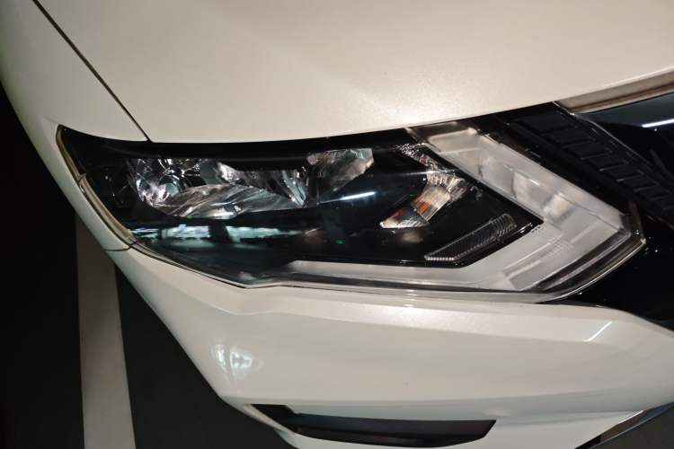 Used Nissan X-Trail 2017 2.0L CVT Comfort Edition 2WD
