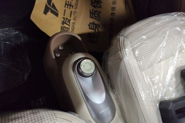 Used Wuling Hongguang MINIEV 2025 Four-Door Version Advanced Edition
