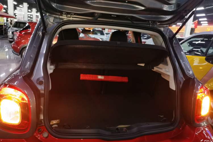 Used  forfour 2016 1.0L 52 kW Passion Edition
