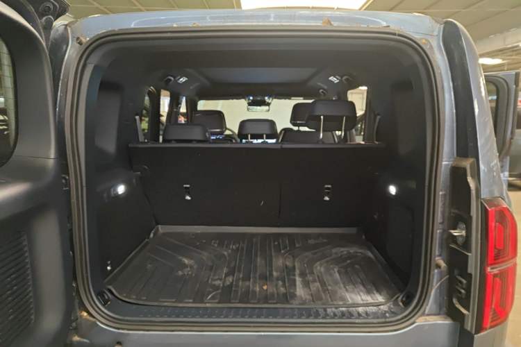 Used  Leopard 5 2023 Cloud Ride Flagship Edition
