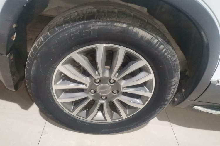 Used Haval H6 2015 Sport Edition 1.5T Automatic Two-Wheel Drive Luxury Model