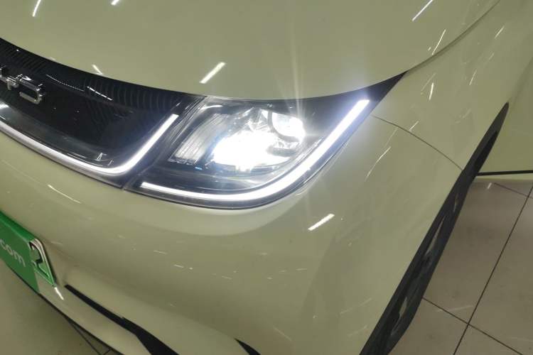 Used BYD Dolphin 2021 405 km Fashion Edition
