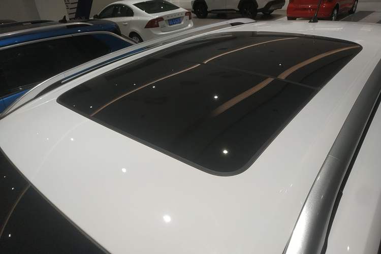 Used Ford Kuga 2017 EcoBoost 180 Two-Wheel-Drive Platinum Edition