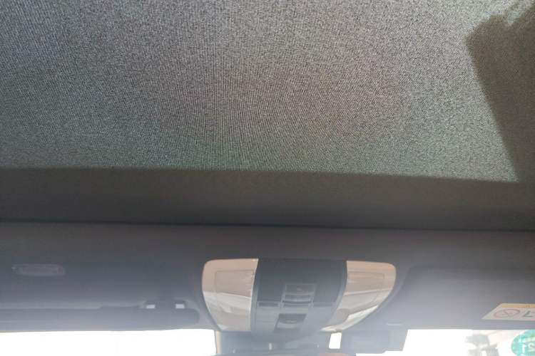 Used Mercedes-Benz GLK-Class 2015 GLK 260 4MATIC Fashion Edition Ultimate Version
