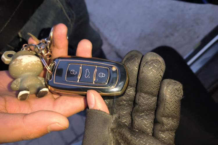 Used Geely Auto Emgrand X7 Sport 2018 1.8TD Automatic Two-Wheel Drive Smart Connect 4G Internet Edition
