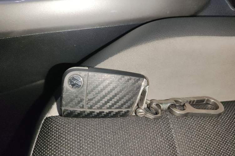 Used Volkswagen T-ROC 2022 280TSI DSG Two-Wheel Drive Elite PLUS