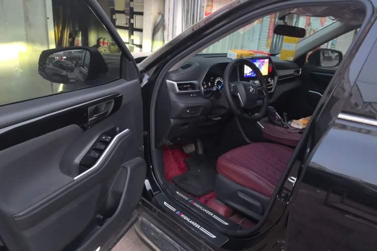 Used Toyota Highlander 2023 2.5L Smart Electric Hybrid Dual-Engine Two-Wheel Drive Elite Version 7-Seater PLUS Edition