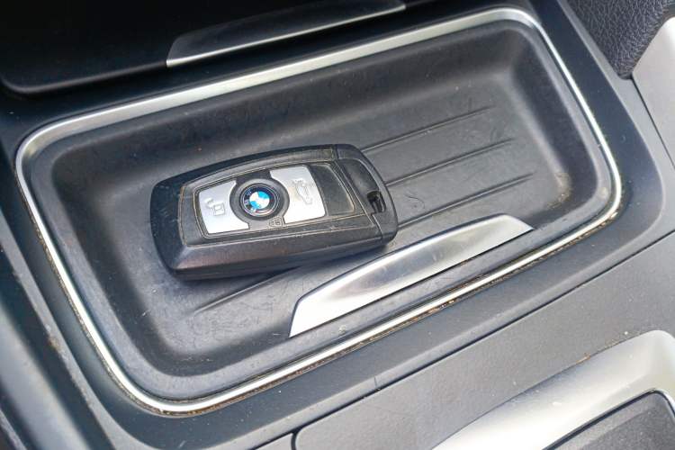 Used BMW 3 Series GT 2013 320i Leading Model
