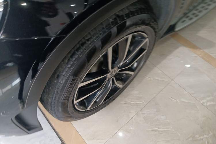 Used Mercedes-Benz GLC 2021 GLC 300 L 4MATIC Dynamic Model