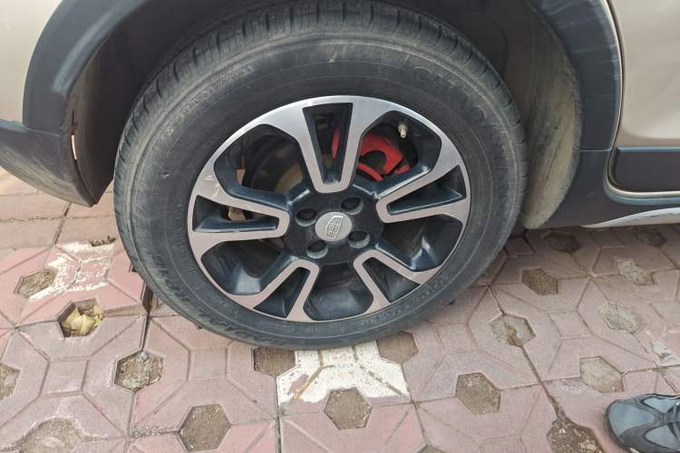 Used Geely Auto Vision X3 2017 1.5L Manual Luxury Model
