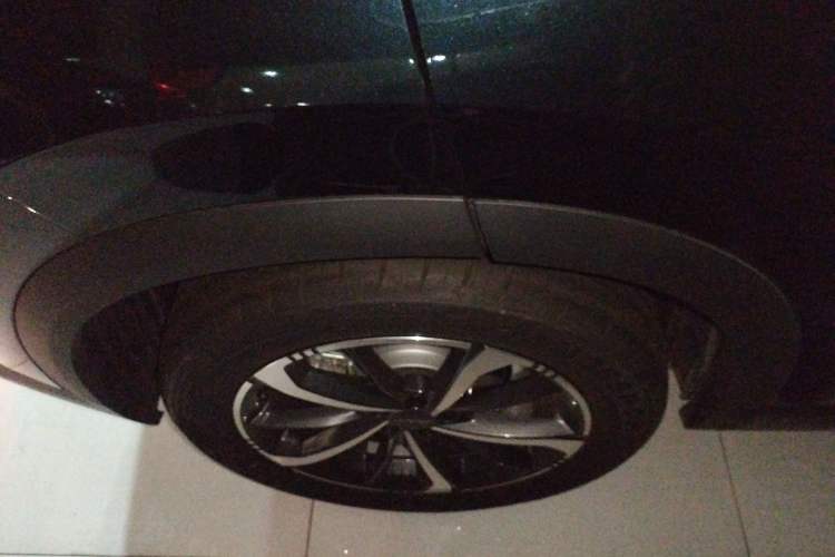 Used Dongfeng Aeolus Mage 2024 Honor Edition 1.5T Fashion Model
