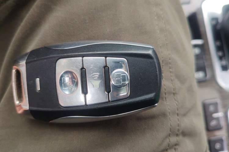 Used Haval H6 Coupe 2015 Blue Label 2.0T Automatic Two-Wheel Drive Prestige Model