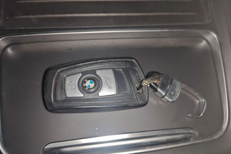 Used BMW 3 Series 2018 320Li Fashion Model
